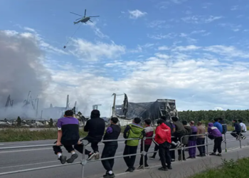 Strikes kill 16 in Russia and Ukraine as long-range attacks intensify