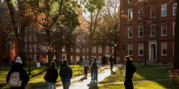 US Universities Urge International Students to Return Before New Immigration Rules Take Effect