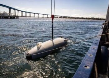 Iran Claims Capture of US Unmanned Underwater Vehicle Near Strait of Hormuz