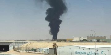 Explosions Reported in Riyadh as Houthis Claim Missile and Drone Attacks