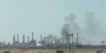 Houthis Claim Attacks on Saudi Aramco as Explosions Rock Riyadh