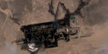 Saudi Arabia Accuses Iran of Encouraging Houthi Attacks; Houthi Missile Strike on Aden Palace Kills Four, Wounds 10
