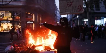 Violent Clashes Erupt During France-Wide Protests Over Rising Cost of Living